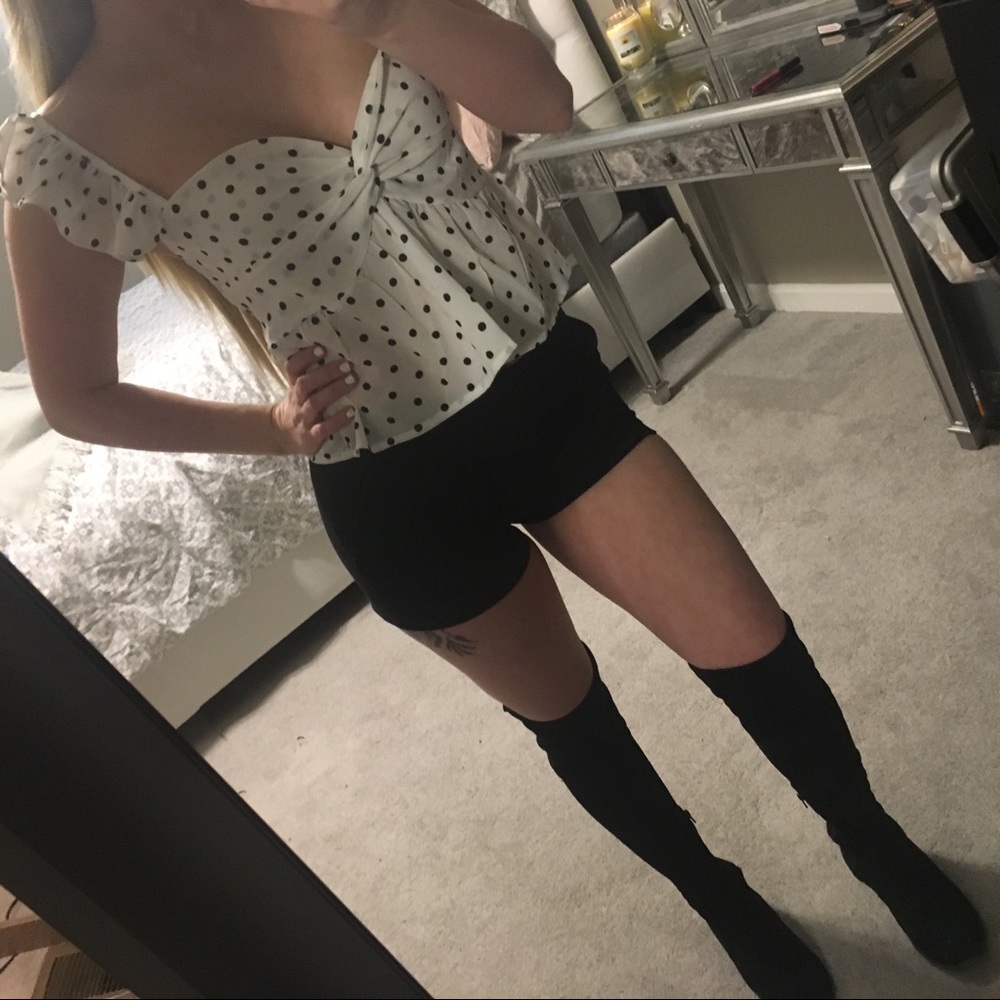 NEW B&W Polka Dot Tank